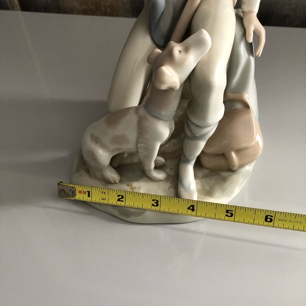 Lladro Figurine - Picture 4 of 8